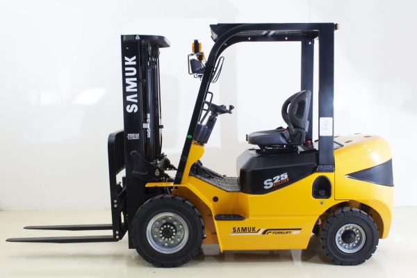 New Samuk FD25T 2500kg Diesel Forklift M Series